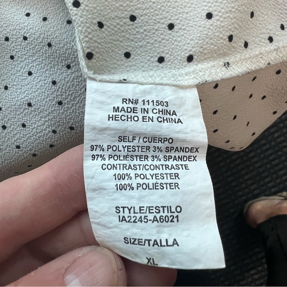 Lily White polka dot black and white button up tied neck top size xl - Picture 5 of 6